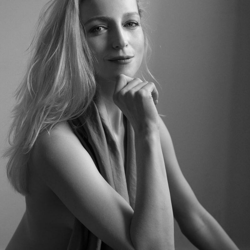 Julia Dawson